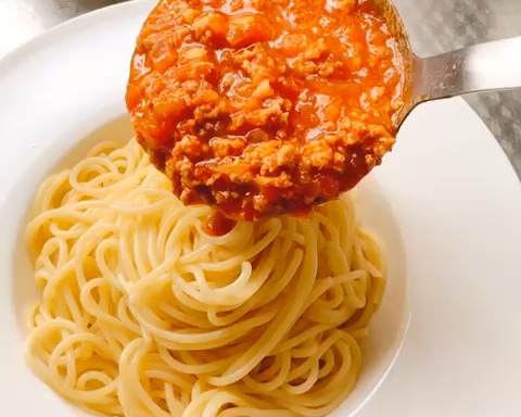 
Italy of tomato meat sauce face - the practice of edition of the daily life of a family