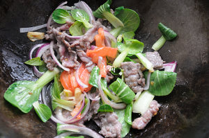 Ziのような牛肉の炒め麺は家族の日常生活を100の実践尺度 疲れない12 