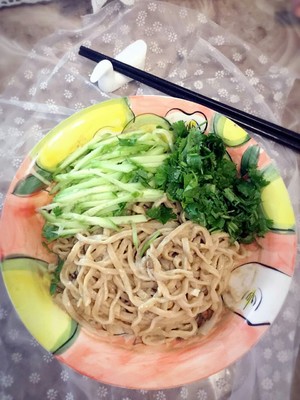 醤油を添えたゴマの麺の実習11