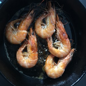 黒エビの練習方法 意味のあるゴールドのニンニクのいくつかのホットスパイスプラント3 