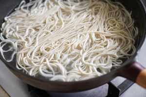 麺を控える-上海の実践基準は18