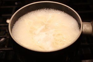 The practice measure of face of fried bean sauce 5