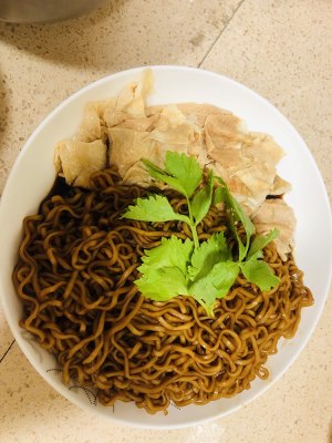 The most convenient and quick staple food -- the practice measure of noodles served with soy sauce 5