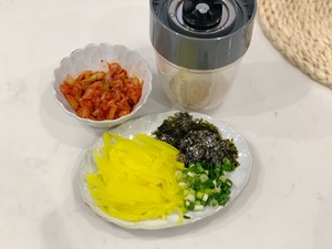 [ジンジャーダイニングルーム2]自分で醤油を添えた夏麺の実技を混ぜ合わせます 無限の吸気面12 