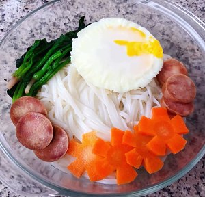 The practice measure of spinach egg face 10