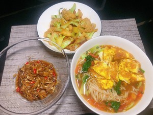 3日繰り返し食べるのに飽きることはありません：スープ中のオムレツのアシリビティ麺の実践尺度 7 