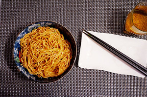 The practice measure of green oily noodles served with soy sauce 8