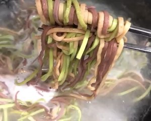 アスペクト17を制御する機械の果物の野菜麺の実践測定