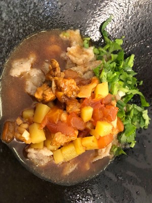 山西料理の小麦粉の食べ物- 取り払われることは、とがっています（エンドウ豆の顔、全粒小麦の領域）練習対策12 