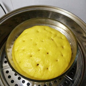The practice measure of steamed sponge cake of double color of violet potato pumpkin 6