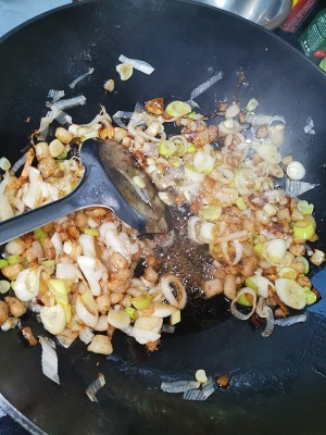 The practice measure of face of simple thief's delicious fried bean sauce 8