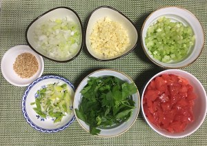 Acerbity noodles in soup (do not eat green garlic had waved please) practice measure 1