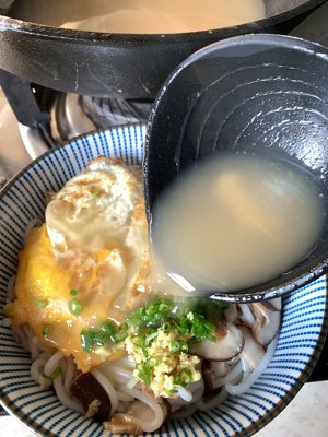 The practice measure of rice-flour noodles of Xianggu mushroom egg 21