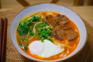 醤油2の煮込み牛肉の顔の練習尺度