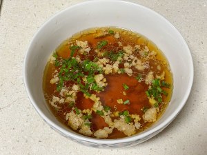 The practice measure of face of clear soup of a bowl of quick worker 3
