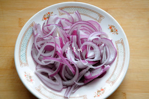 Ziのような牛肉の炒め麺は家族の日常生活を100の実践尺度 3 