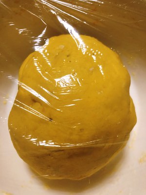 The practice measure of pumpkin steamed bread 3