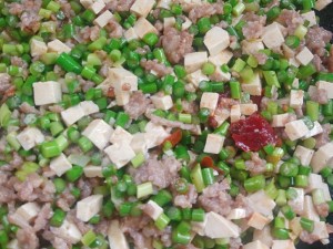 家族の日常生活のひき肉の醤油添え麺の練習法10  