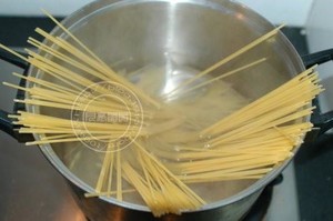 The practice measure of side of meaning of tomato meat sauce 1