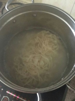 練習 醤油添えごまのうどん2 