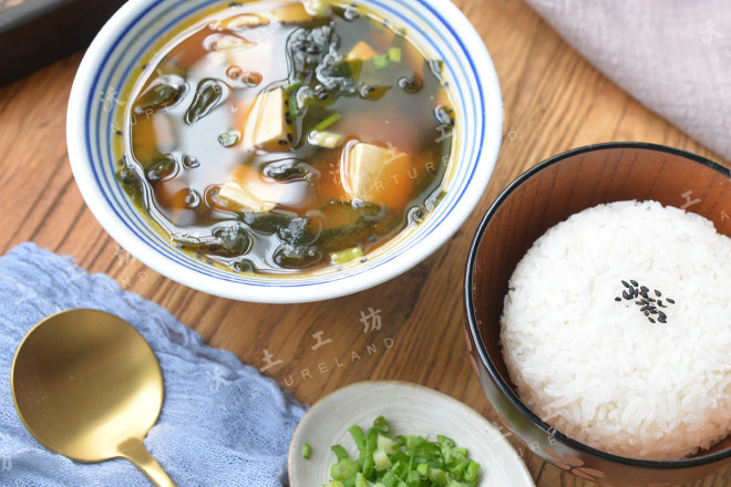 
The practice of the soup of flavour Ceng bean curd in wintry day