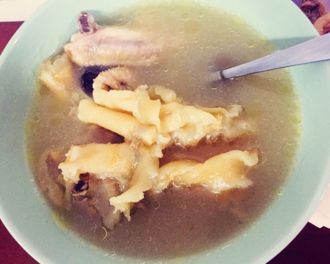 
Raise the way of chicken broth of Yan Hua glue, how to do delicious