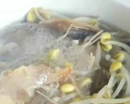 
Work the way of soup of walleye pollack bean sprouts, how to do delicious