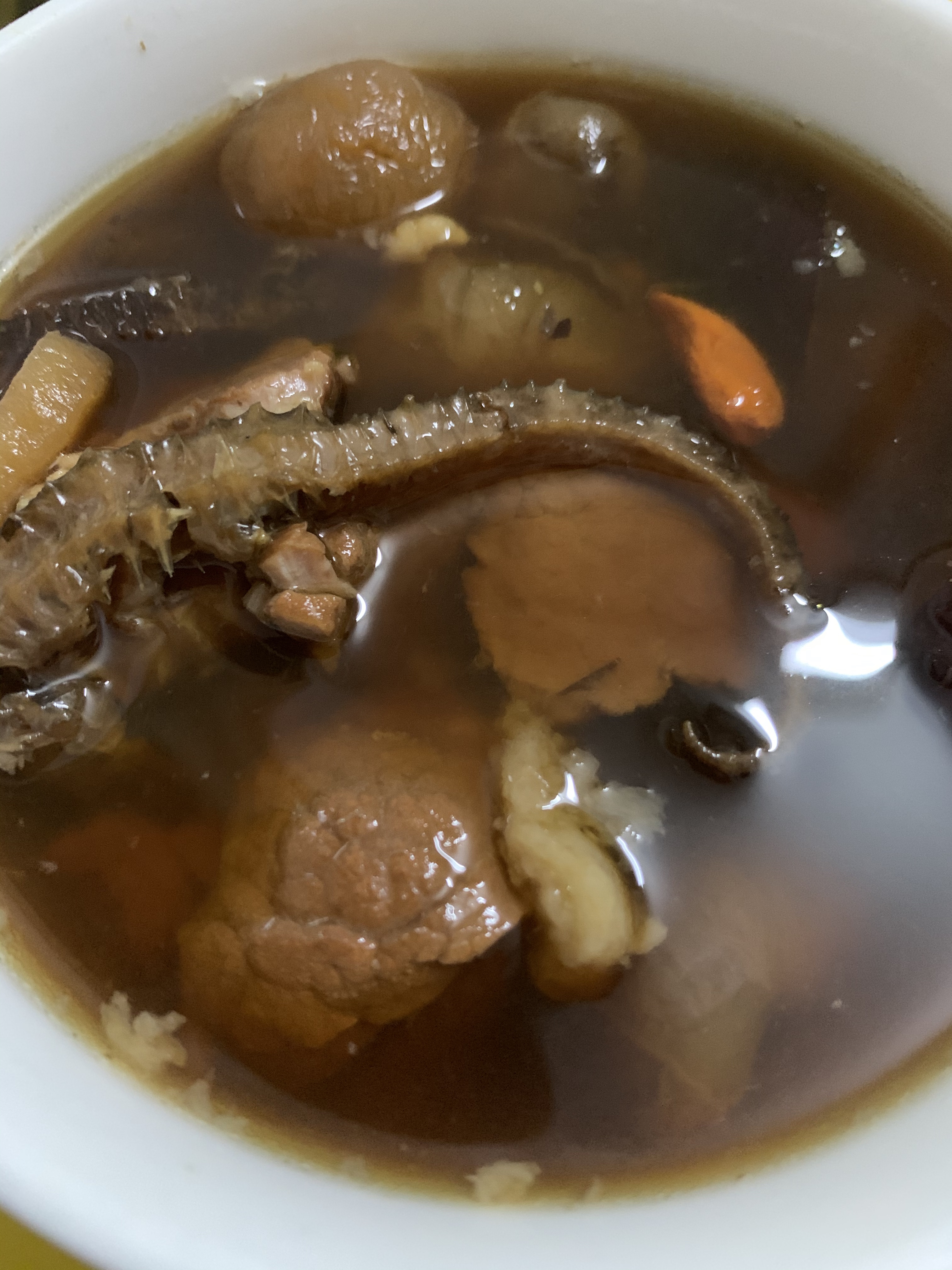 
The sea horse that suits a schoolgirl more is nourishing the practice of soup