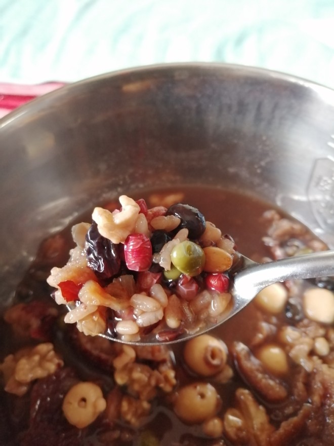 
Do not add candy red jujube the practice of nourishing congee, how to do delicious