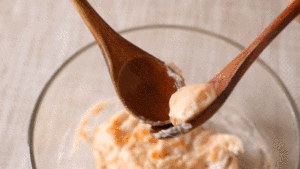 The practice measure of soup of taro shrimp bolus 12