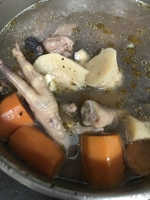 The practice measure of ungual soup of chicken of bone of powdery arrowroot pig 5