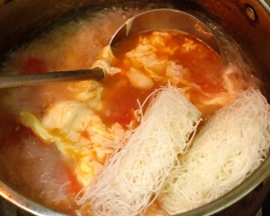The practice measure of soup of vermicelli made from bean starch of tomato of egg of ｜ of quick worker soup 14