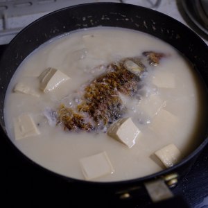 魚の豆腐のスープ 白いフナ| 最後の魚の入札練習ステップ5 