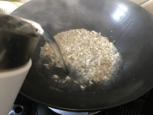 The practice measure of 5 minutes of dawdle egg beautiful a thick soup that drink 8