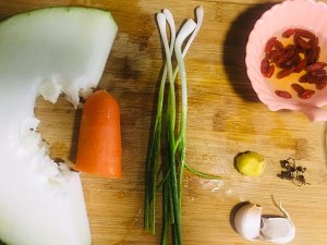 The practice measure of soup of wax gourd beautiful clam 2