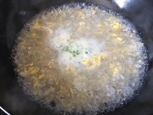 5分間のドードル卵の練習法12を飲む美しい濃厚スープ