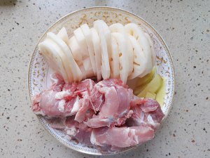 The practice move that the division elder sister with best whole world makes soup of chop of lotus lotus root 1