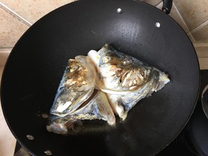 The practice measure of soup of piscine head bean curd 8