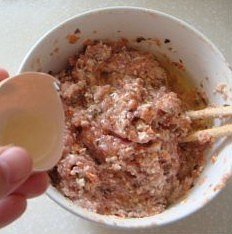 The practice measure of arenaceous boiler a round mass of food 10