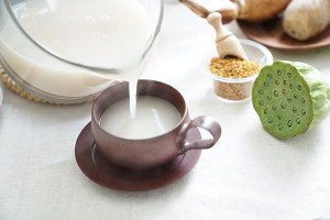The practice measure of a thick soup of lotus root of sweet-scented osmanthus pear 15