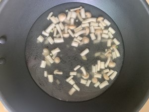 The practice measure of soup of mushroom of bean curd bacterium 4