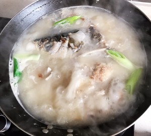 Soup of grandma whitefish head (bright) practice measure 8