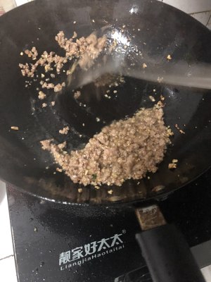 The practice measure of a thick soup of ground meat bean curd 4