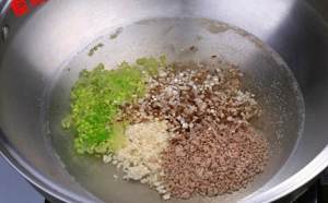 The practice measure of a thick soup of west lake beef 1