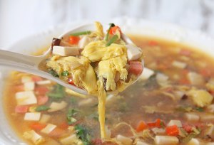The practice measure of a thick soup of acerbity hot bean curd 7