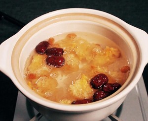 Winter is necessary! The practice measure of soup of tremella longan red jujube 4