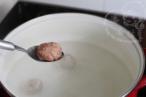 The practice measure of soup of a round mass of food of wax gourd quick-boil 7
