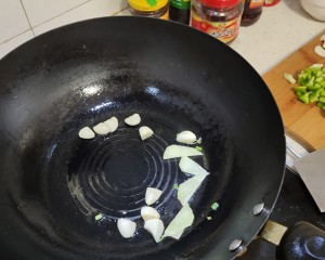The practice measure that suckles soup of fish and shellfish as food of white crucian carp 4