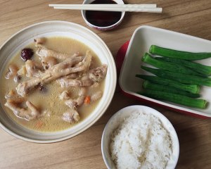 The practice measure of filling gas blood and soup of foot of chicken of medicinal food of filling ossein @ 5