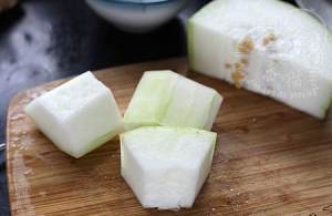 The practice measure of soup of a round mass of food of wax gourd quick-boil 5